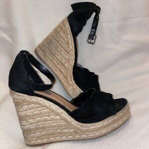 Black and Tan Wedges